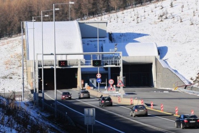 Ilustračný obrázok k článku Dôležité info pre vodičov: Tunel BRANISKO na štyri hodiny zatvoria