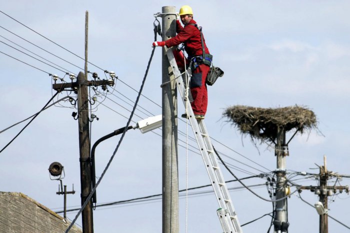 Ilustračný obrázok k článku V okrese Prešov treba počítať s odstávkami elektriny: Netýka sa to práve vás?