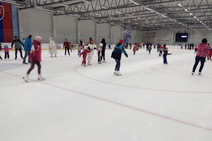 Ilustračný obrázok k článku Rozpis korčuľovania v PSK aréne: Kedy fanúšikovia zimného športu môžu prísť?