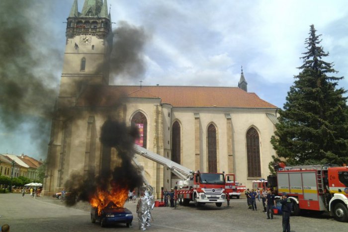 Ilustračný obrázok k článku V Prešove budú zachraňovať osoby z havarovaného vozidla: Čo ešte prinesie Deň hasičov?