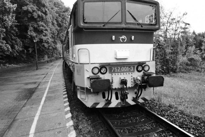 Ilustračný obrázok k článku TRAGÉDIA na železnici: Pod kolesami vlaku prišla o život mladá žena z okresu Prešov