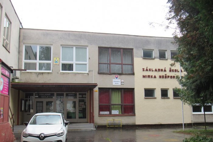 Ilustračný obrázok k článku Prešov má zatvorené ďalšie základné školy: Kde všade museli prejsť na online výučbu?