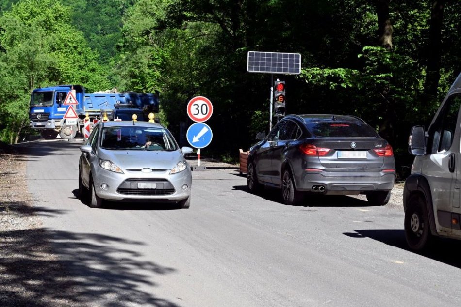 Ilustračný obrázok k článku Vodičov sa dotkne uzávera diaľnice: V smere na Prešov počítajte s obmedzeniami