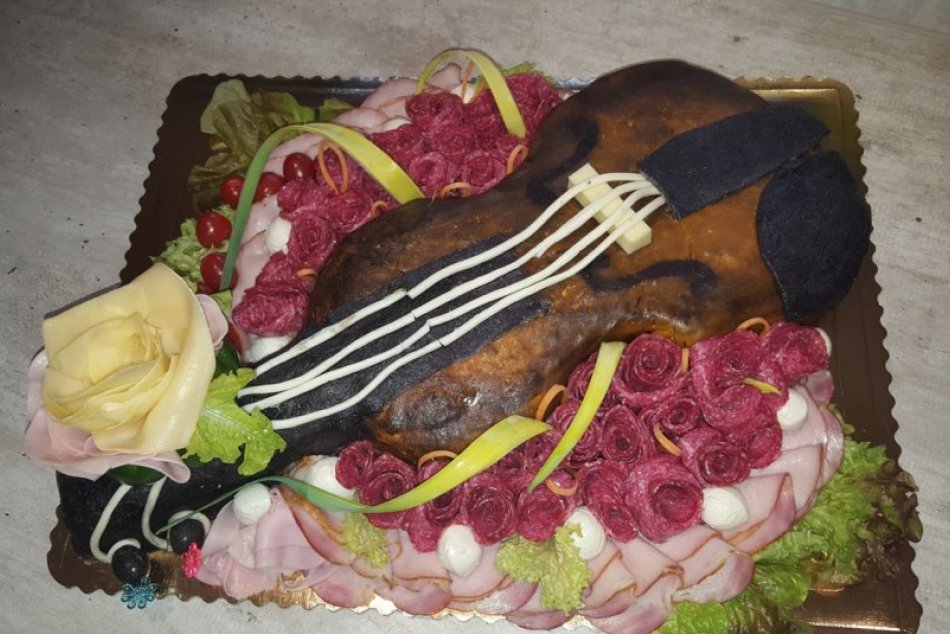 Ilustračný obrázok k článku Prešovčanka tvorí úžasné SLANÉ torty: Obľúbená je najmä syrová plnka, FOTO