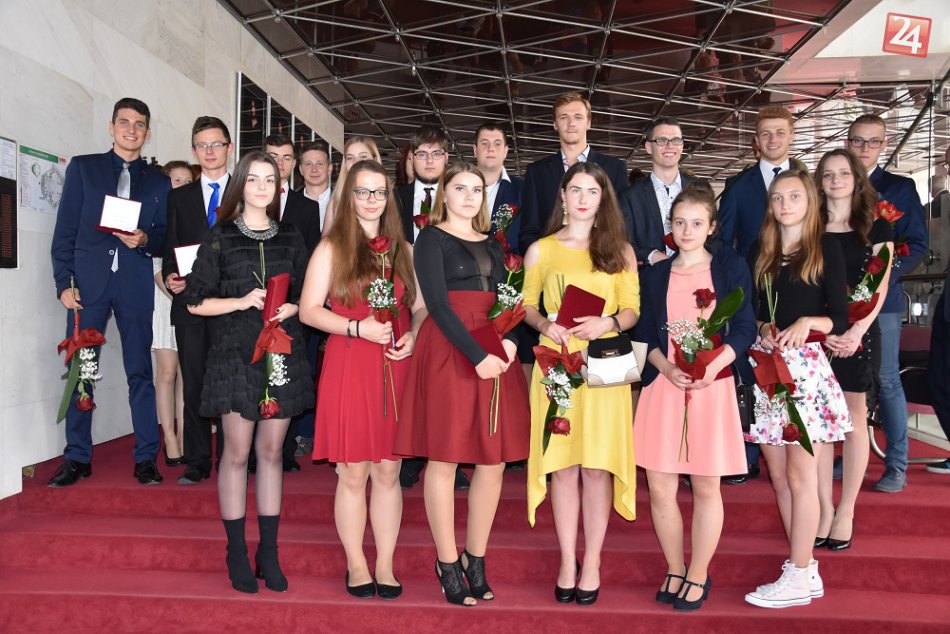 Medzi nimi aj tí z Prešova: FOTO učiteľov a žiakov s prestížnym ocenením