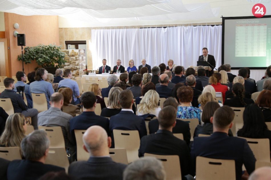 OBRAZOM: Na PU v Prešove sa uskutočnilo slávnostné zasadnutie akademickej obce