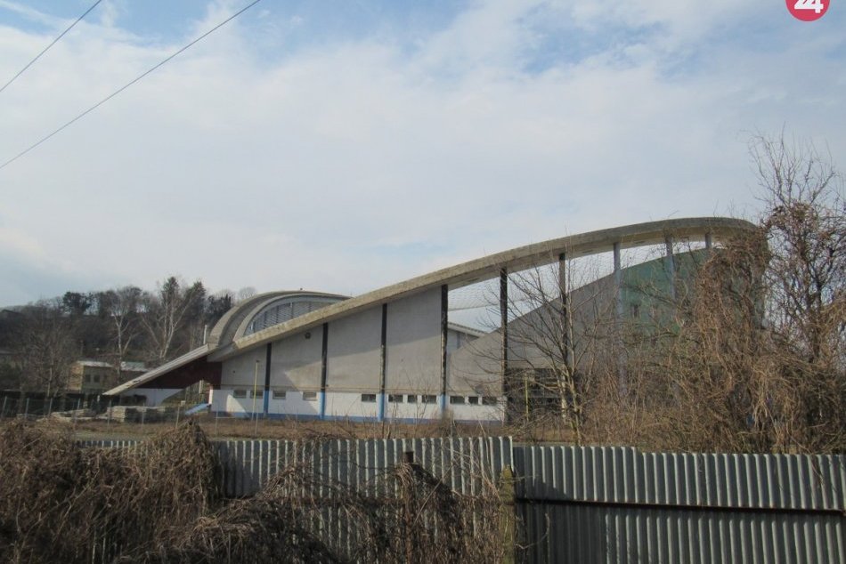 Obrazom: Zimný štadión v Prešove podlieha rekonštrukcii