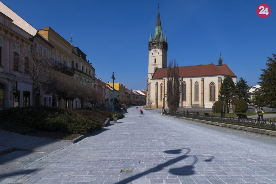 Obrazom: Vyľudnené centrum Prešova