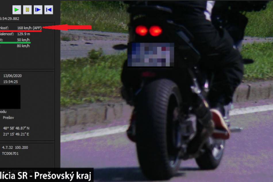 Obrazom: Rýchlosť jazdy motorkára v Prešove vyrážala dych