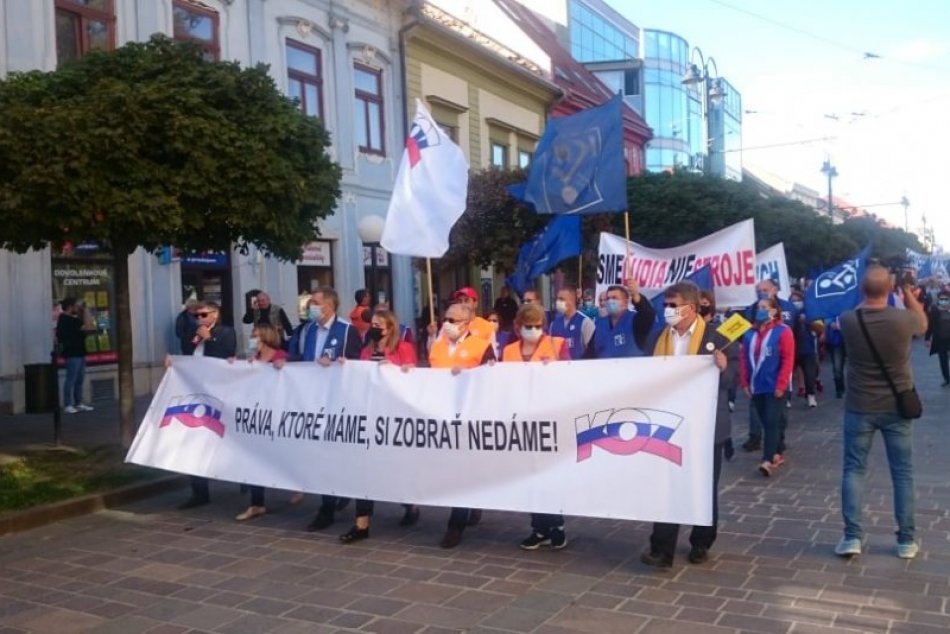 Obrazom: Protest odborárov v Prešove, nesúhlasia s krokmi vlády